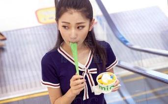 AISS爱丝(黄金版) – 我不是渔夫，但看索菲渔色写真让我也想钓一条大鱼！