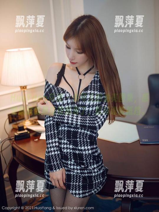HuaYang花漾 - 朱可儿的油亮图集，感觉肌肤健康指数爆表了，就问谁能抵挡。