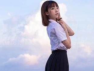 最新写真：当Kitaro_绮太郎变身厨娘，厨房瞬间变成了时尚秀场！