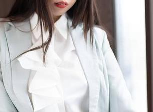 MiStar魅妍社 – 深潜高清写真：跟着大白兔emma畅游泳装梦境