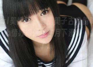 MyGirl美媛馆 – 看糯美子古典韵味旗袍套图，心情好得像是在月下漫步，太梦幻了！