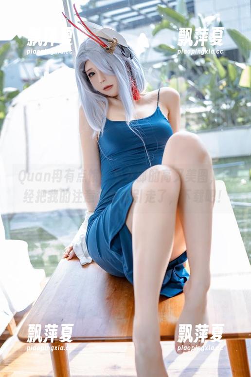 Quan冉有点饿 Quan冉有点饿,兔女郎的高叉美图,已经把我的注意力全吸引走了,下载吧!