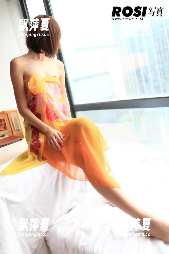 ROSI - 护士的秘密花园——杨晨晨写真全集，你想看到的都在这里！