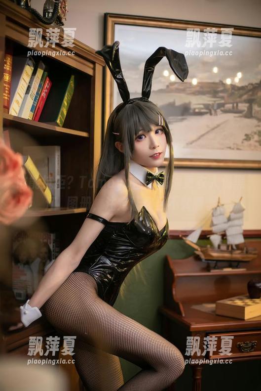 Tomoyo酱 谁能抗拒?Tomoyo酱的高清更衣人偶黑江雫图册,注定让你目不转睛。