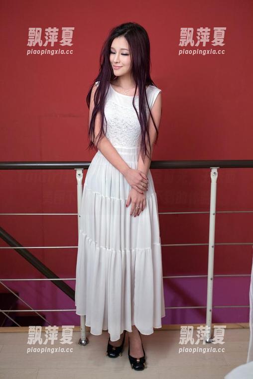 TuiGirl推女郎-王依萌 TuiGirl推女郎 - 迷幻浴室时光,王依萌美图下载,给你意想不到的体验
