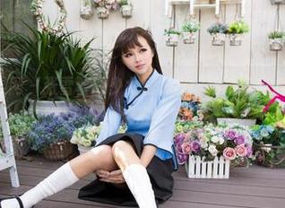 UGirls尤果网 – 张雪馨的少女写真集：精选你我心中的那些小秘密！