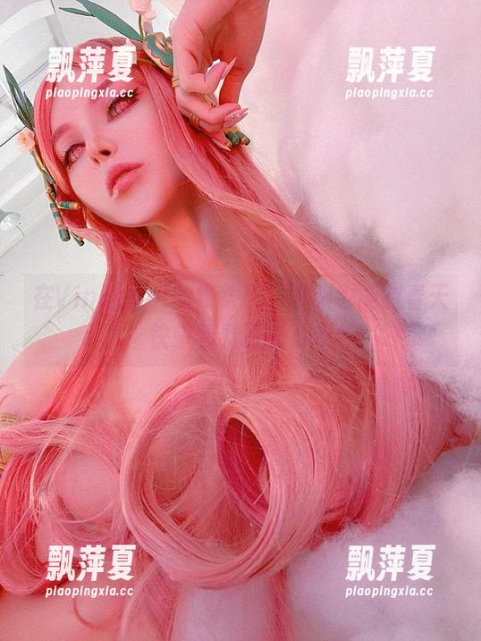 Vinnegal 在Vinnegal的镜头下,校服也能有春天!快来看看最新更新!