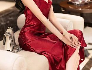 XIAOYU语画界 – 苏曼兮：最惹人看的小丝袜作品资源，你准备好了吗？