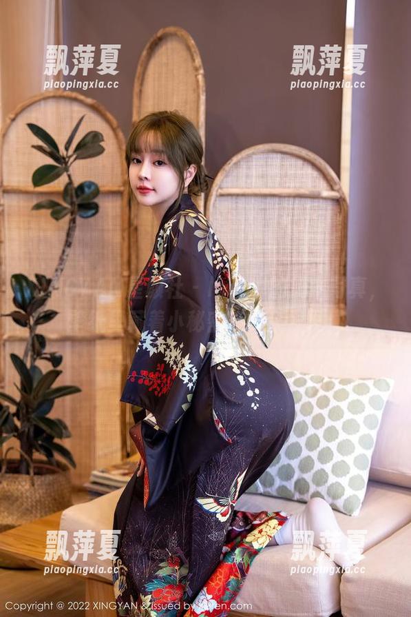 XINGYAN星颜社 - liyiyi的奶牛写真，壁纸里藏着小秘密，快来发现！