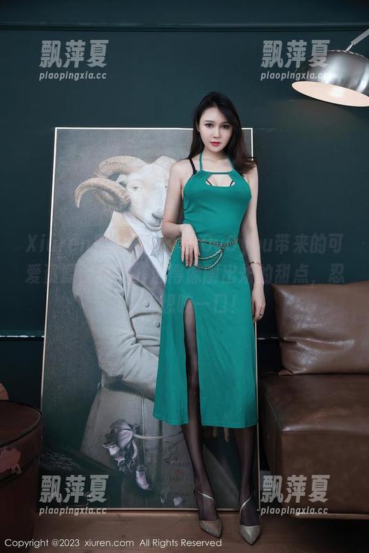 Xiuren秀人网 - youOvOyou带来的可爱资源，作品鲜活得像刚出炉的甜点，忍不住想咬一口！