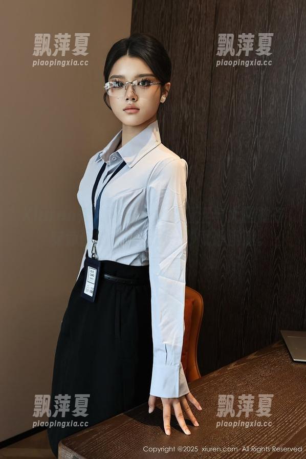 Xiuren秀人网 - 少女的羞涩与大胆并存，安沛蕾的作品让你一秒就想沉迷。