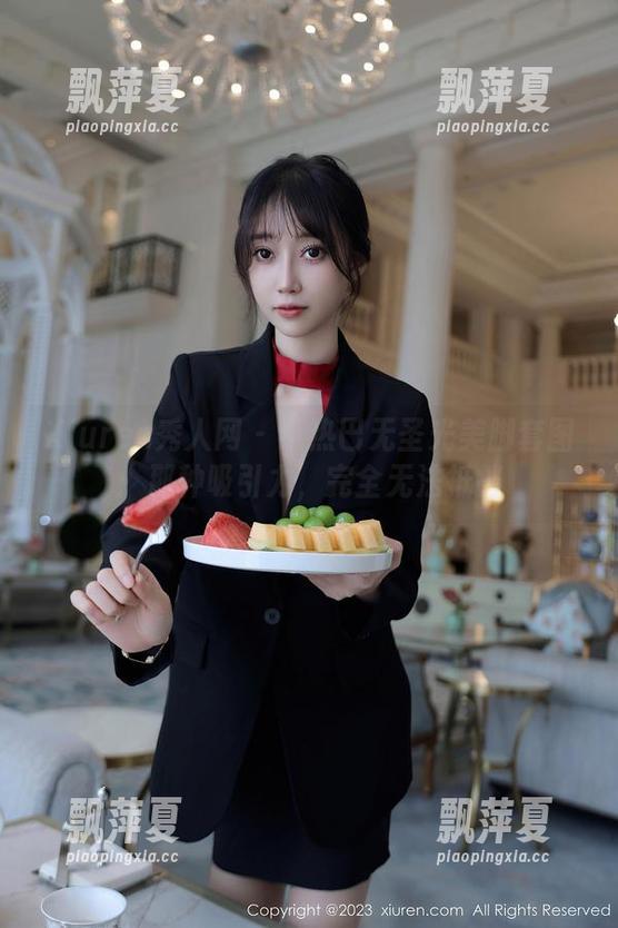 Xiuren秀人网 - 小热巴无圣光美脚套图：那种吸引力，完全无法抵挡