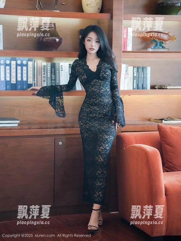 Xiuren秀人网 - 小雨baby夏日写真作品来袭，快来下载，装点你的迷蒙下午！