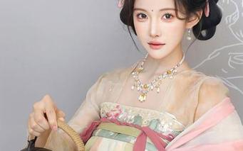 Xiuren秀人网 – 浅浅Danny毛衣：给你温暖和灵感，别忘了来享受她的作品集分享！