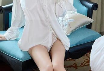 Xiuren秀人网 – 王俪丁呀私拍少女资源大放送，快来找你的快乐源泉！