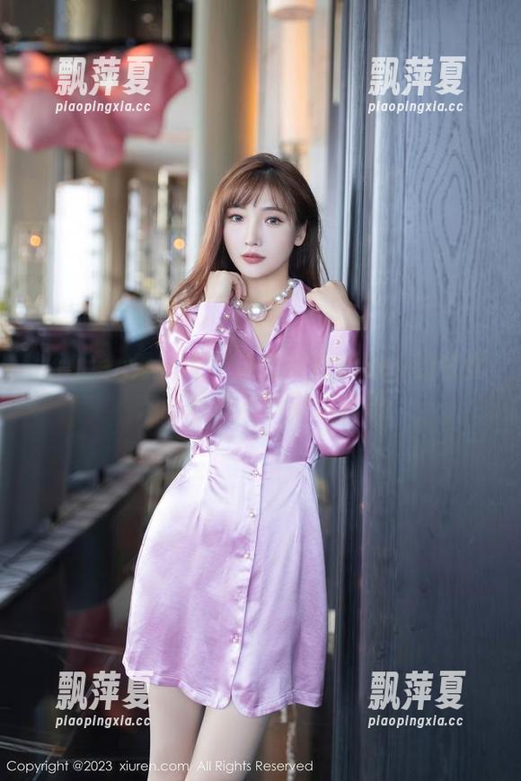 Xiuren秀人网-郑颖姗Bev Xiuren秀人网 - 说说郑颖姗Bev的白丝,图库资源也有点意思