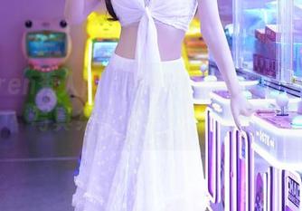 Xiuren秀人网 – 陈小喵带你游历女友的写真集，分享每一份悸动