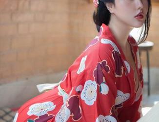 Xiuren秀人网 – 每天一张图，心情更美丽！龙泽美曦灰丝合集更新，懒人必备！