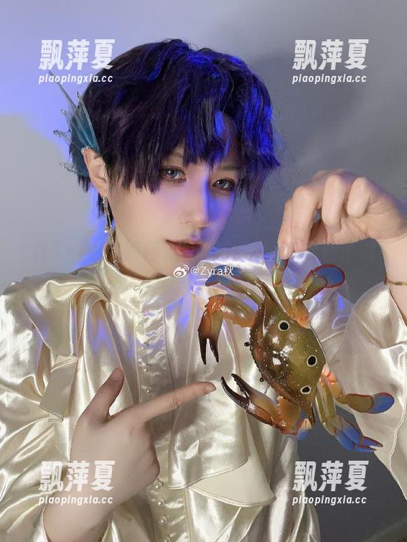 看Zyra秋如何把路易九世旗袍穿成了时尚新风潮！
