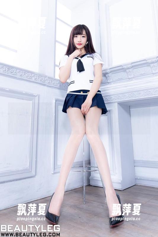 beautyleg-Jenny beautyleg - 看到Jenny护士的高清壁纸后,我的心脏也开始‘加班’了!