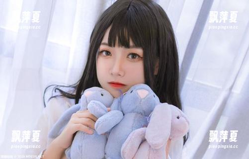 lovely呆玄的猫咪爪爪，高清cos让你心中小鹿乱撞！