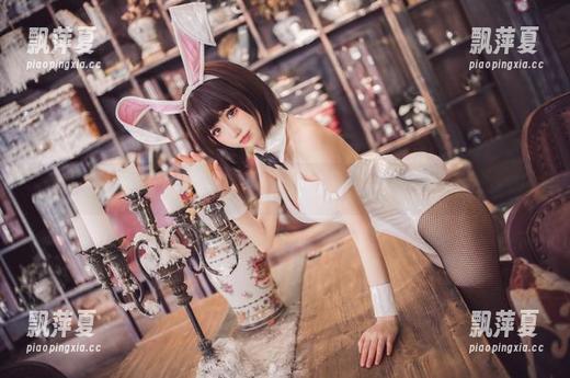 乖乖衣宝 制服写真新体验:乖乖衣宝带你探索神秘衣橱