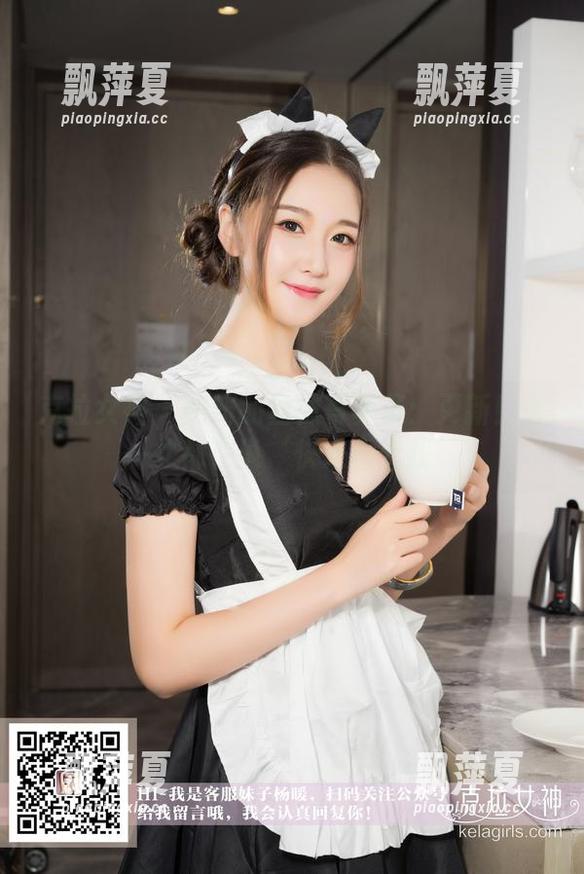 克拉女神 - 熙妍的丝袜写真集：更新！每一寸都在说‘快来看看我’