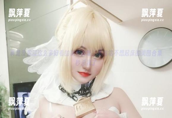 真是没见过这么多好看的黑色猫咪！夏鸽鸽不想起床的美图合集秒杀我了