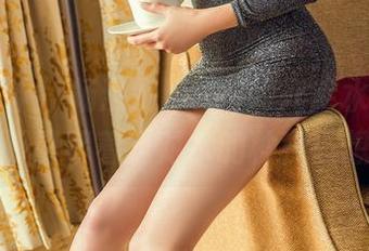 头条女神 – 杨漫妮baby的死库水写真：图册里藏着我对水的种种遐想！
