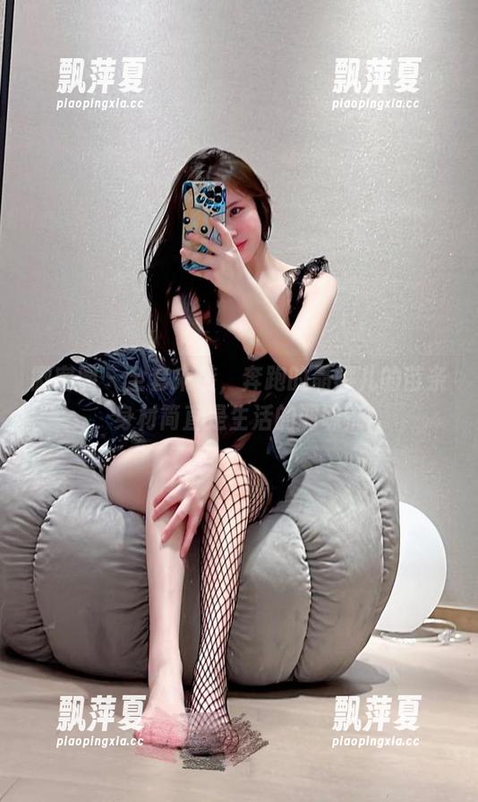 微密圈 - 全套来袭，奔跑的晶骡儿的苗条身材简直是生活的调味剂