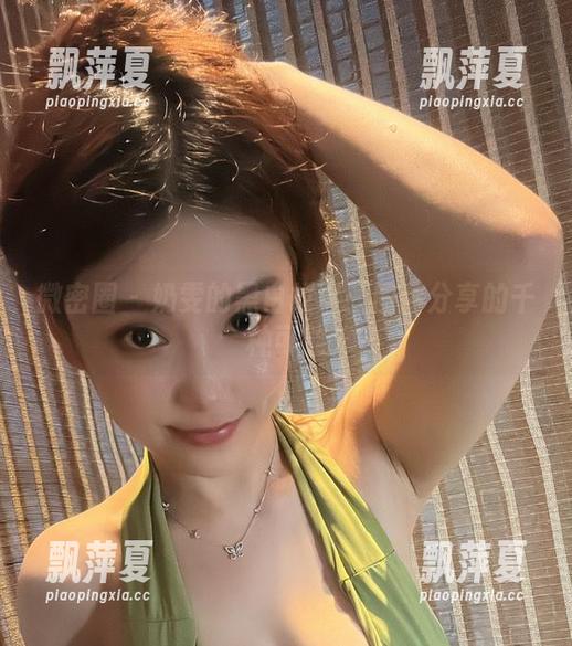 微密圈 - 奶雯的黑白故事：图库分享的千种可能