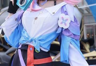 明日方舟斯卡蒂的写真图集，妖君白研教你如何不小心变美
