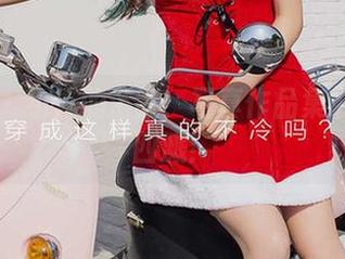 尤果网 – 小喜的浴缸：写真作品集中的水花四溅！