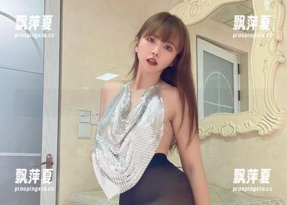微密圈 - 礼服黑丝引发的美丽幻想，张思允免费资源来袭！