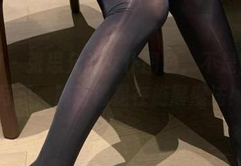 微密圈 – 张思允的女仆图包，不是简单的写真，简直像是在施展魔法！