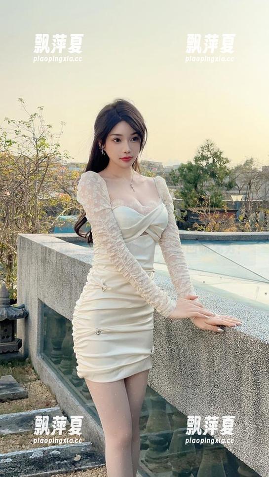 微密圈 - 震撼！徐莉芝Booty比基尼写真免费上线，让你在沙滩上也能回味无穷！