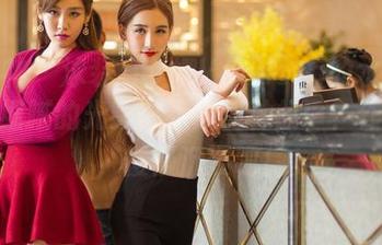 推女神 – 泳装与梦娜Vanessa的水中梦幻，细腻的光影交织成何种故事？作品集，慢慢沉浸吧！