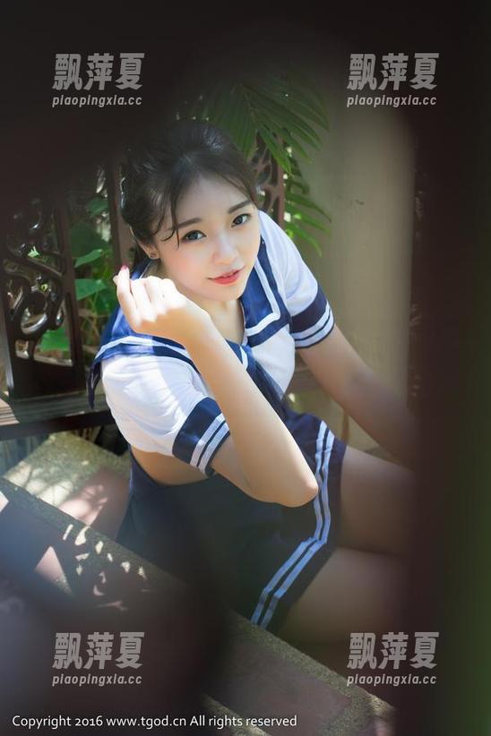 推女神 - 汪佩妮的清纯写真集，资源里的每一瞬间，仿佛都在诉说着夏天的秘密。
