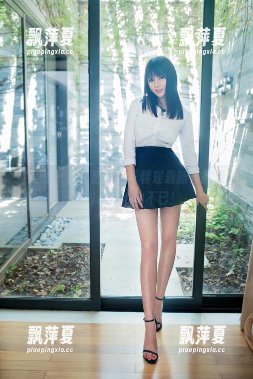 推女郎 - 纯白狂欢：王馨瑶最新作品集，绝对让你心动不已！