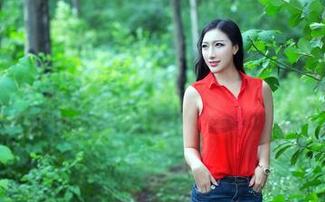 推女郎 – 学姐赵惟依的福利图集，神秘又迷人，快来围观！