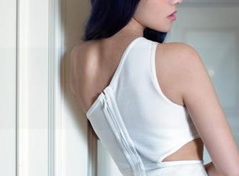 推女郎 – 走进黄可的黑白：全套图包，刺激你的视觉神经