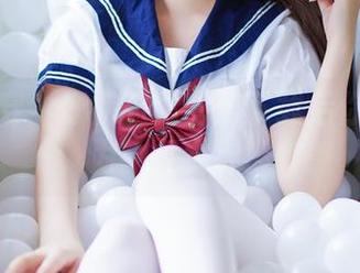 日奈娇穿牛仔裤的秘密：下载后你也能成为牛仔女神！