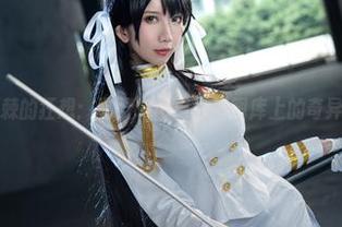 黑色荆棘的狂想：星野saori最新图库上的奇异旅程！