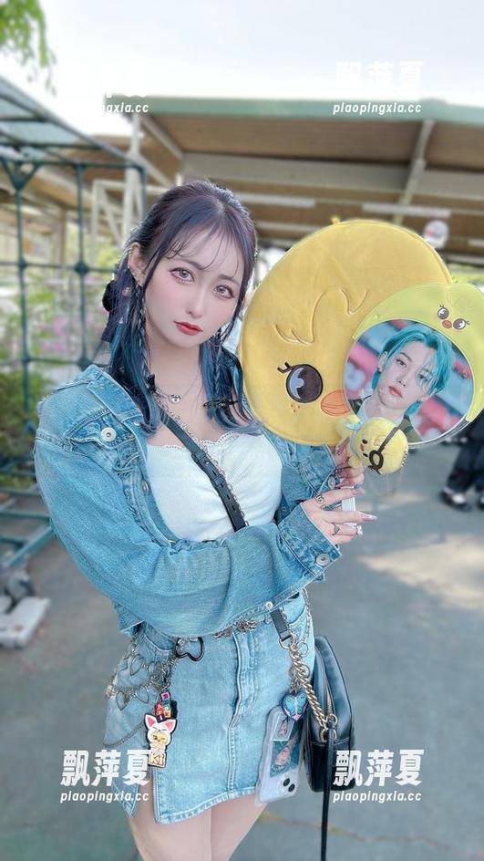 黑色迷宫来袭！月城委员会最新写真集，让你沉迷于黑暗之美！