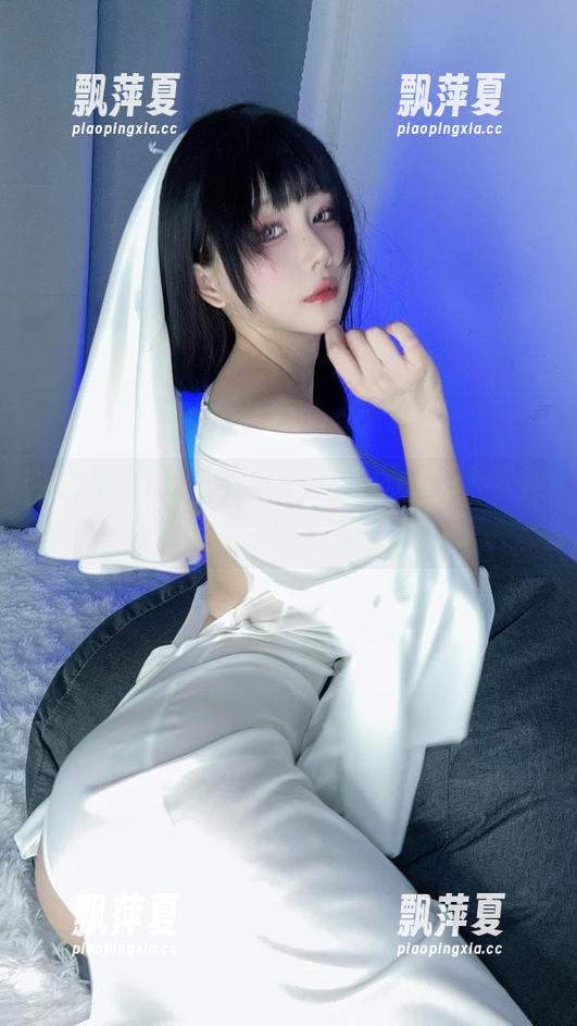 末夜787 观看末夜787,奴隶x女皇的梦幻合集,感觉不太一样