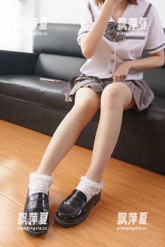 森萝财团 - 更新！Sia的毛衣图集，能让你体会到什么叫‘毛衣就是一切’！