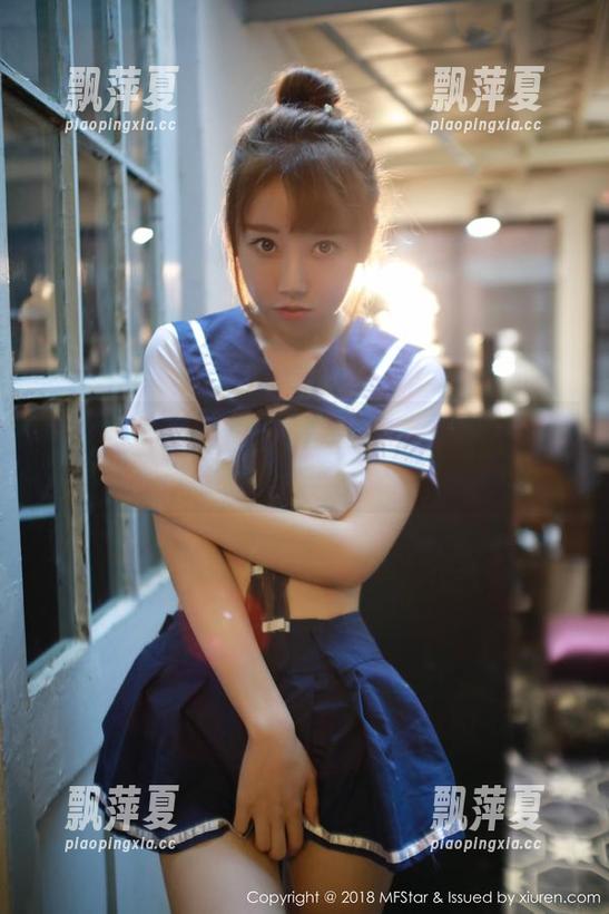 模范学院-小奶瓶呜呜 模范学院 - 小奶瓶呜呜的裤里丝背后的秘密:一组绝对不正经的作品集原图!