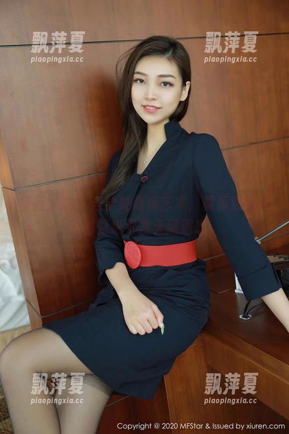 模范学院-黄乐然 模范学院 - 当学妹变成艺术,黄乐然的原图壁纸引发无限遐想