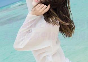 波萝社 – 当美腿遇上K8傲娇萌萌Vivian：无圣光写真中的调皮瞬间！