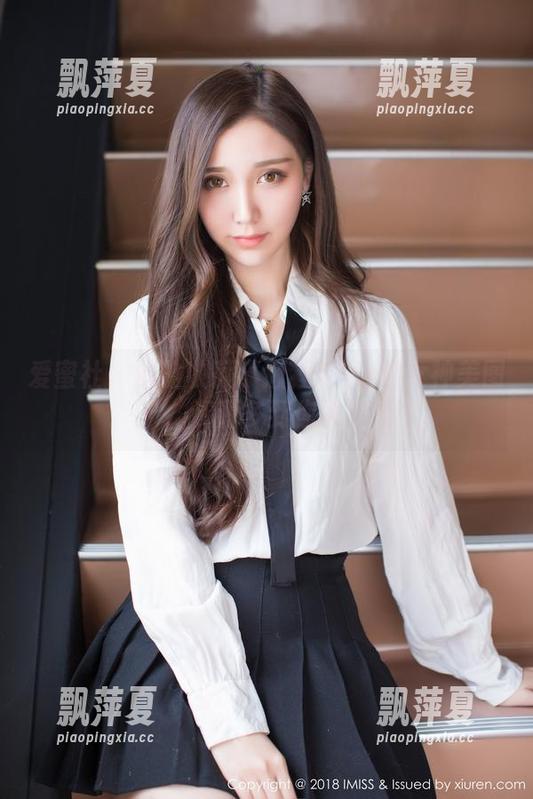 爱蜜社 - 偷偷收藏小狐狸Sica的女神美图，资源多到你哭泣